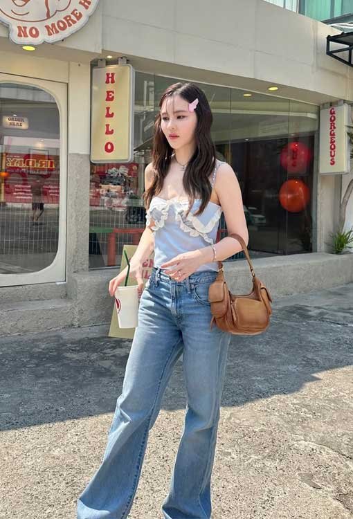 ชีวิตในวงการบันเทิงของ ออม สุชาร์