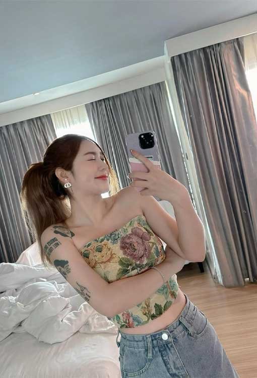 ประวัติส่วนตัวของคุณ ฟิฟิล์ม สิริอมร